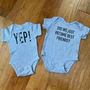 Baby Pregnancy Announcement Onesie Set